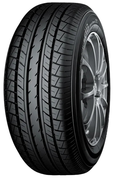 Yokohama Decibel E70B 215/55 R17