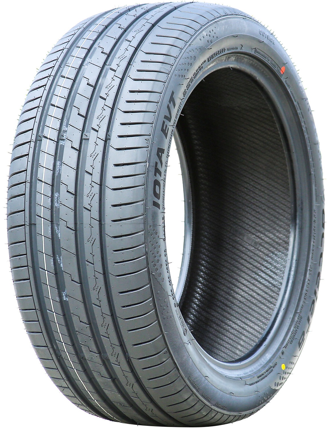 Accelera Iota Evt 225/40 R18