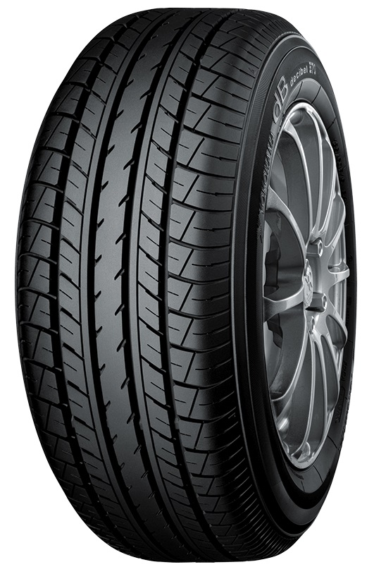 Yokohama Decibel E70J 215/45 R17